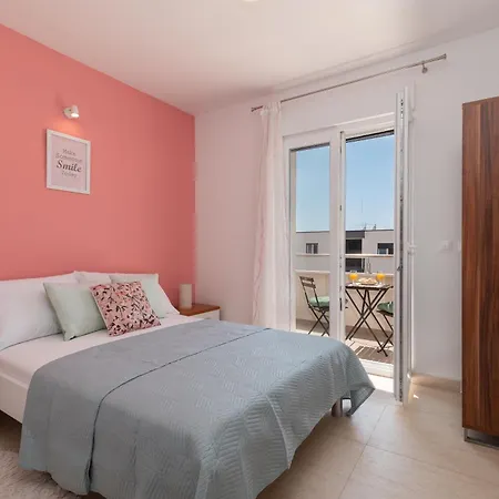 Luxury Sopra
